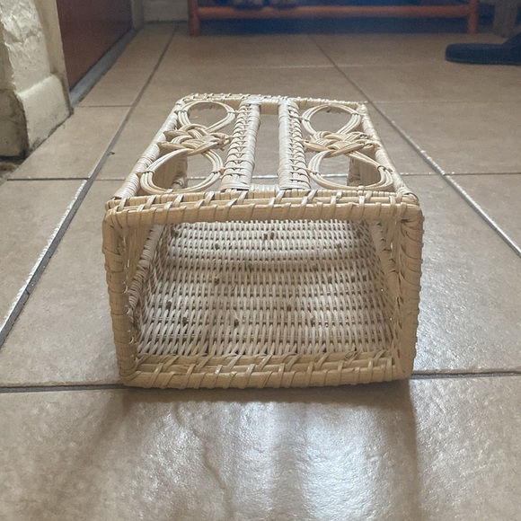 Vintage rattan tissue box holder - Picture 2 of 8
